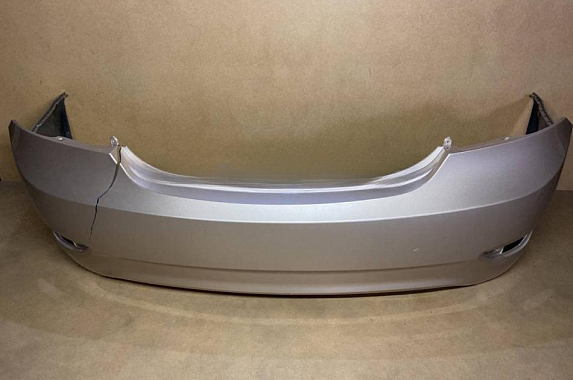 Бампер задний Hyundai Solaris 2010-2014 4D Россия Stone Beige UBS (Бежевый металлик / Трещина) Дисконт 40%